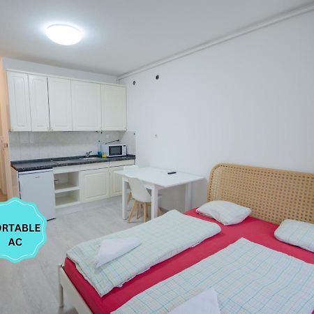 Apartment Trzaska With Free Parking Ljubljana Bagian luar foto
