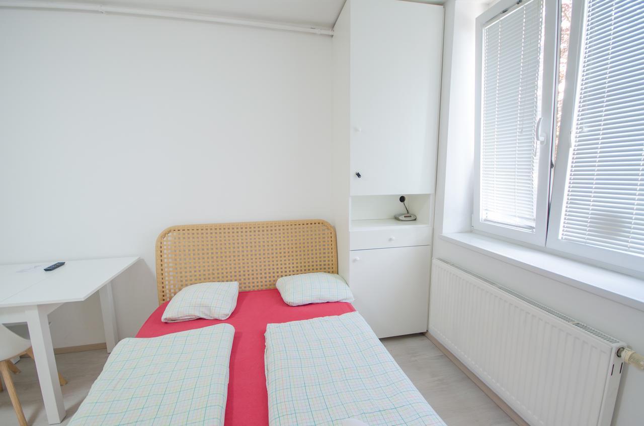 Apartment Trzaska With Free Parking Ljubljana Bagian luar foto